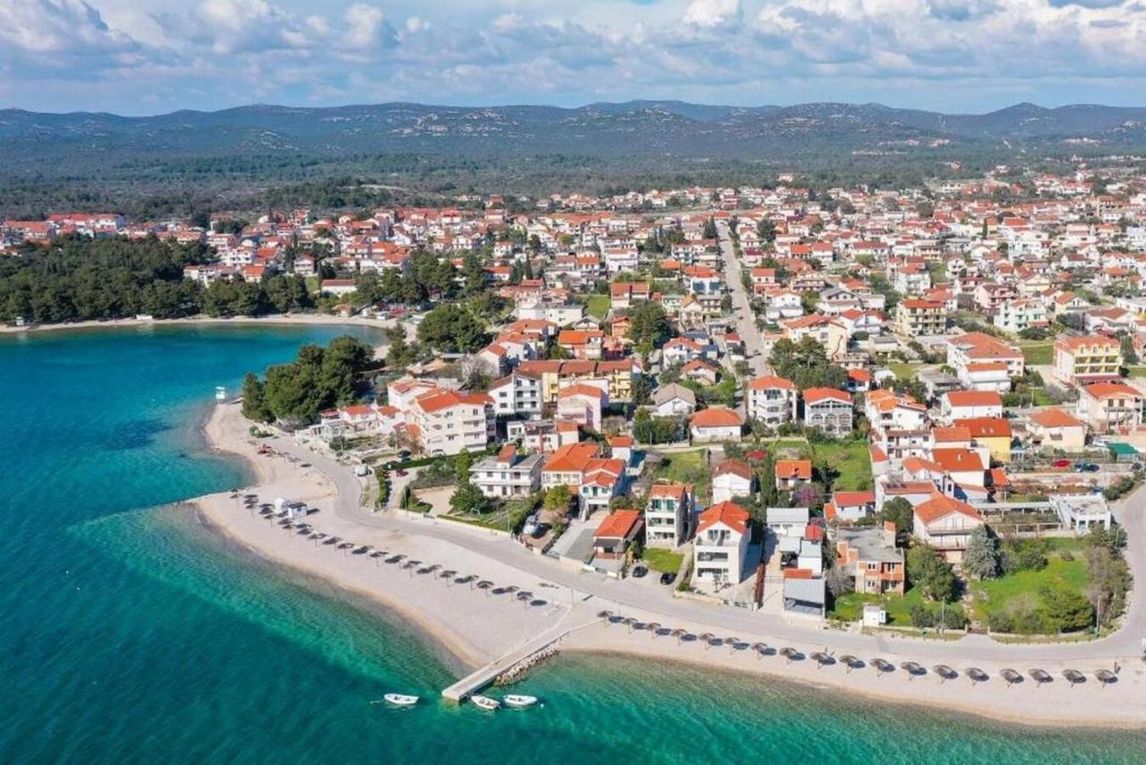 Apartments Katarina Pirovac Luaran gambar